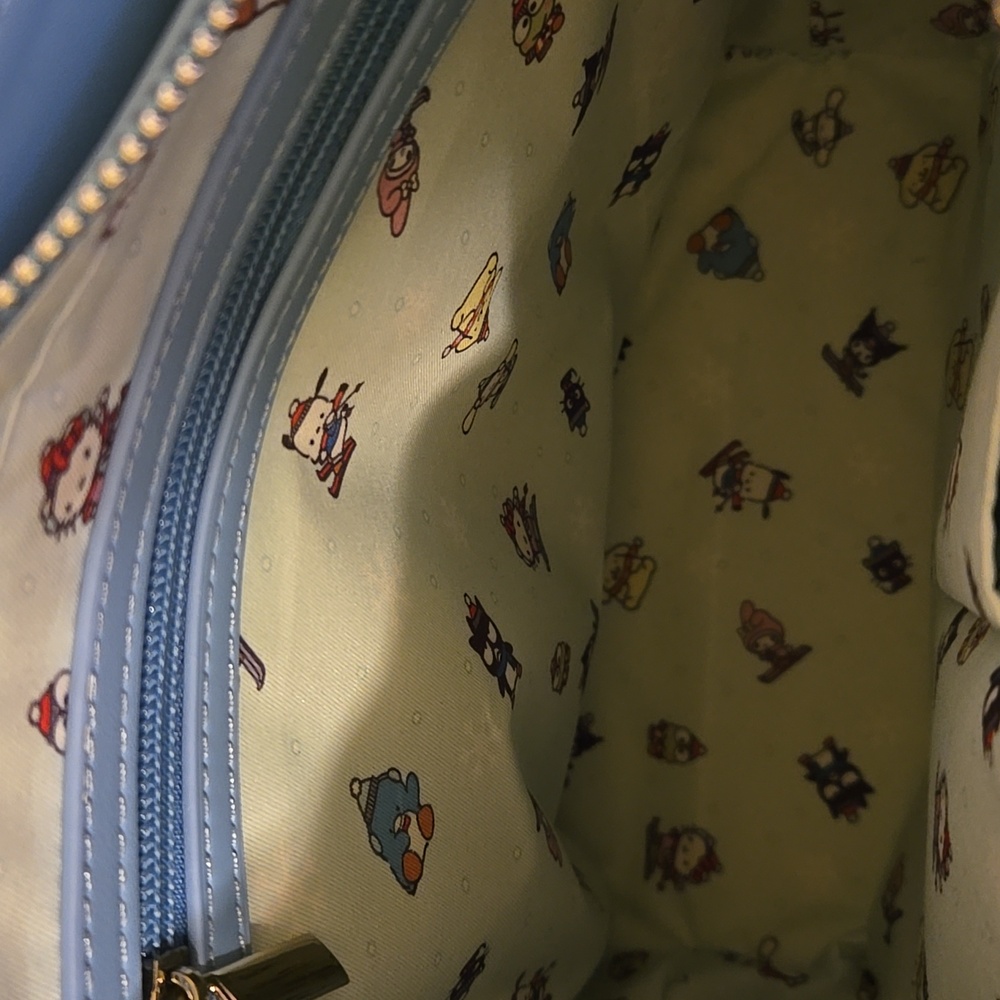 Hello Kitty & Friends - Picture 2 of 7